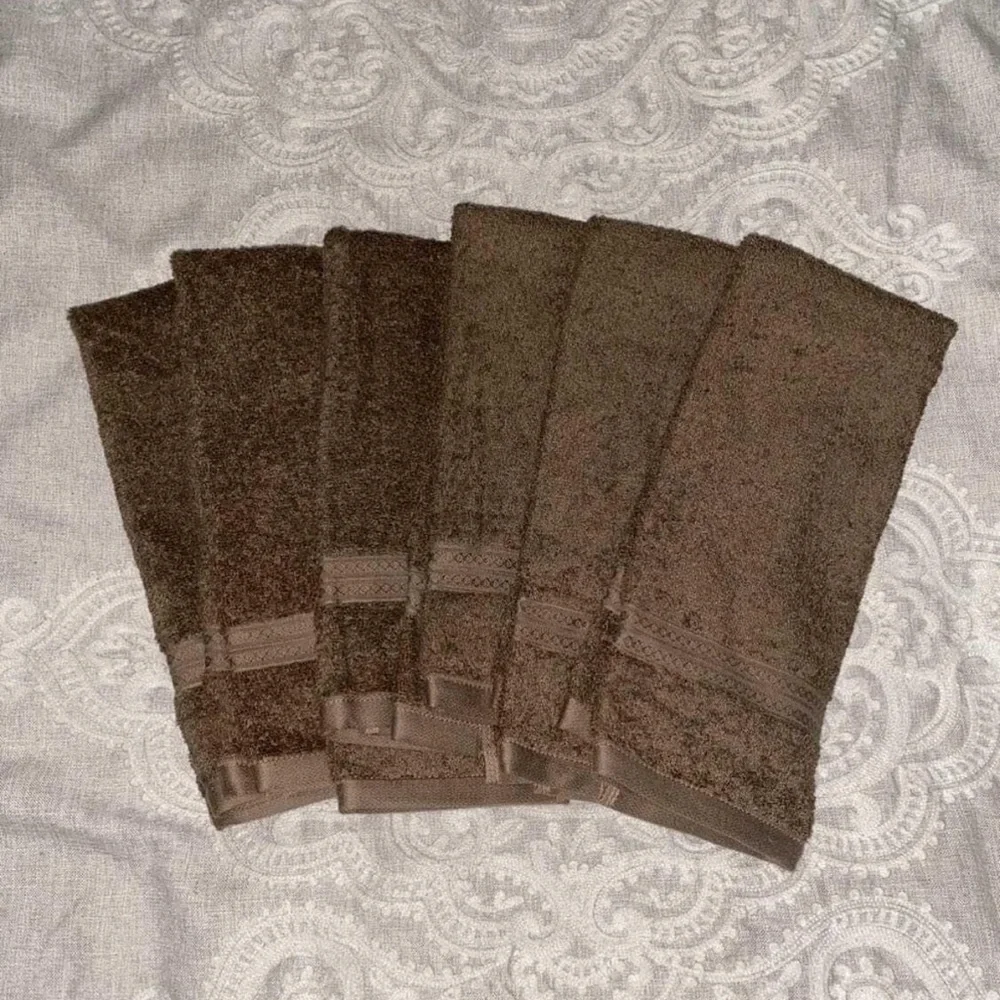 New Set Of 6 Alamo Brown Home Expressions Hand Towelss
